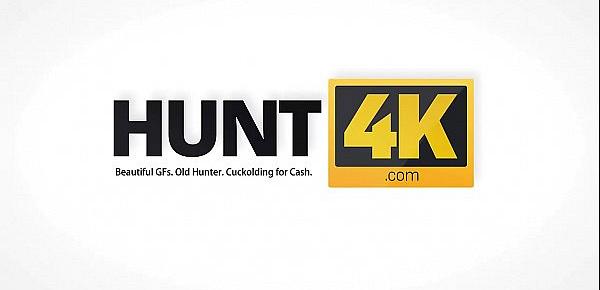  HUNT4K. Hunter ofrece sexo a sus vecinos por dinero y una chica acepta